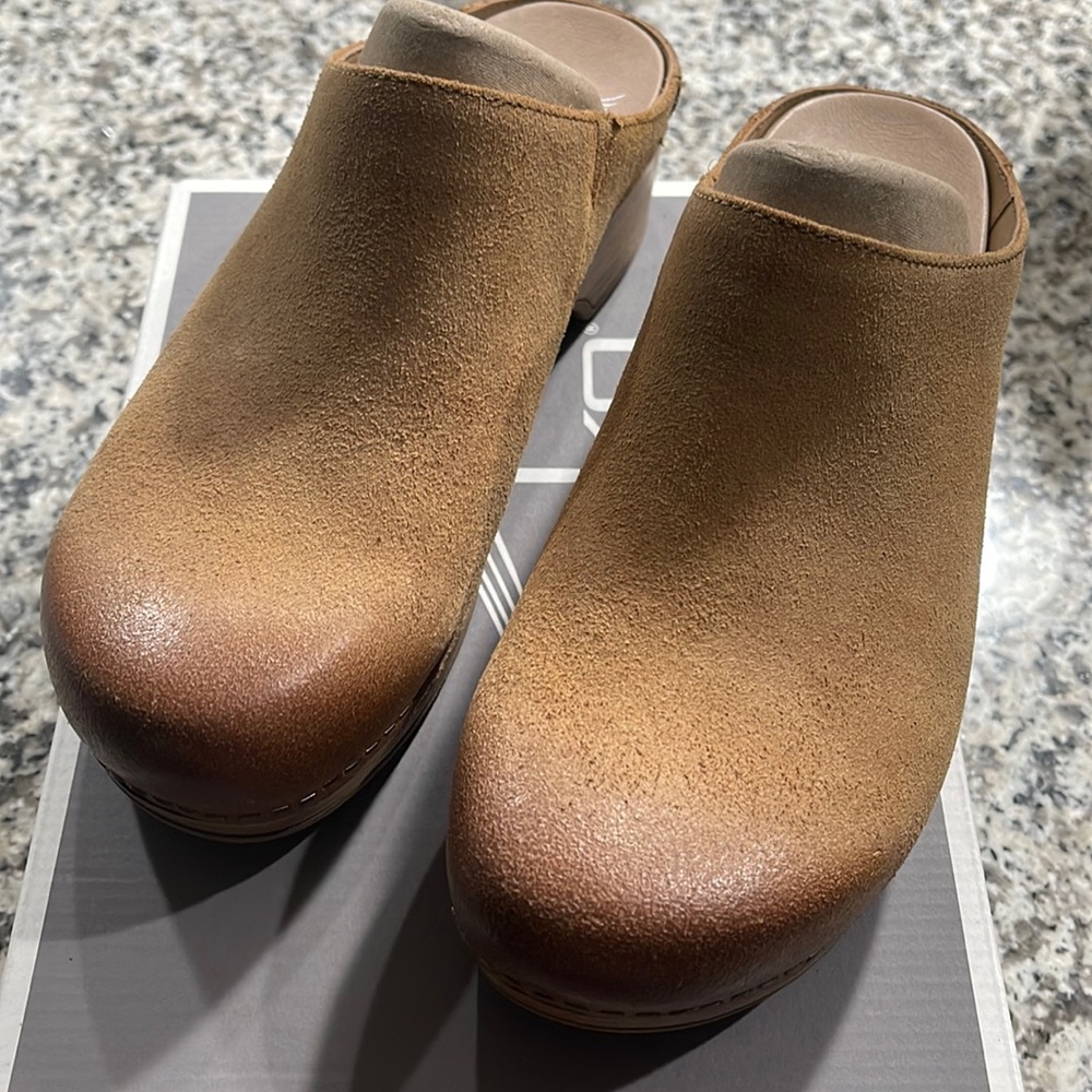 Clogs, Dansko, New
